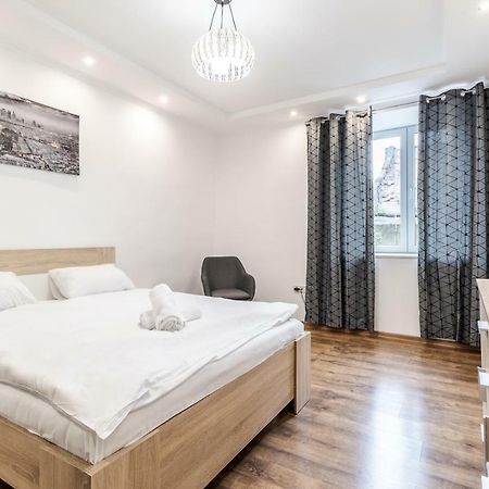 Homey Apartment Львов Экстерьер фото